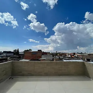 Hermoso Con Terraza, Excelente Ubicación Cerca Al Centro De La Ciudad Bogotá